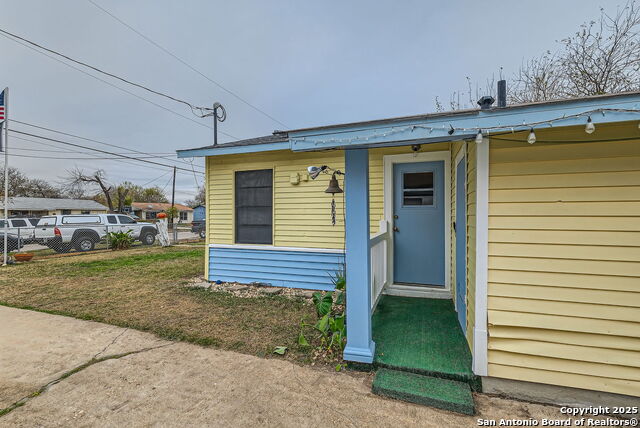 906 Shemya Ave Property Photo 6