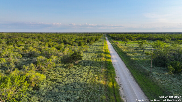 000 Leal Road Property Photo 16