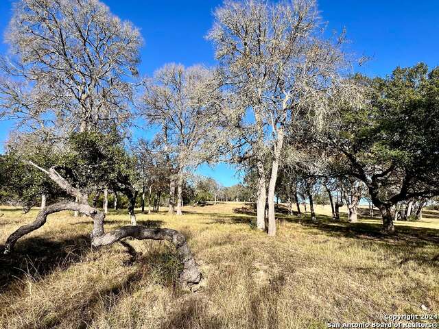 205 Mulder Dr Property Photo 7
