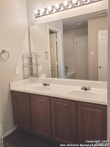 4106 Camfield Property Photo 17