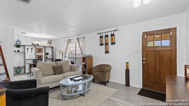 7102 Apache Rdg Property Photo 3