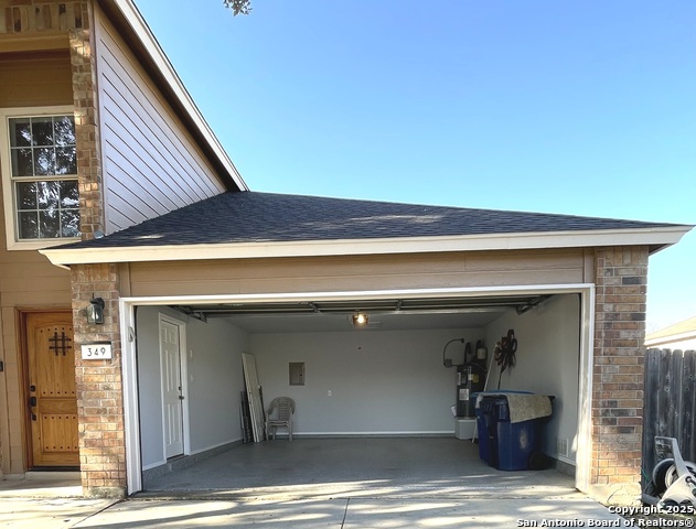 349 Woodstone Loop Property Photo 3