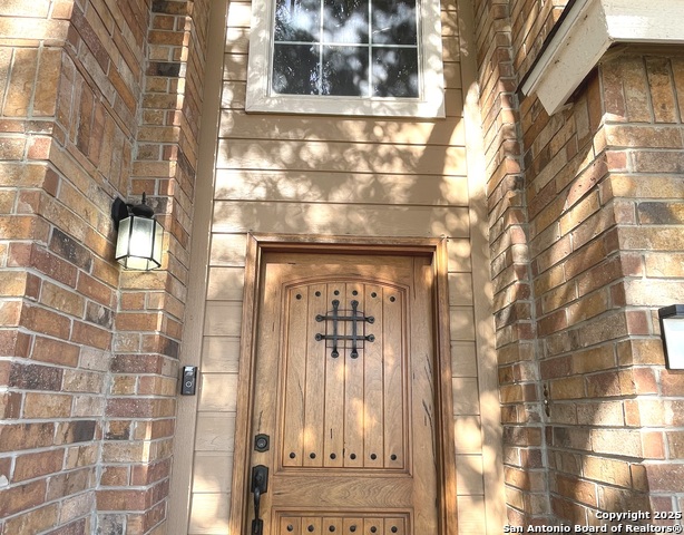 349 Woodstone Loop Property Photo 5