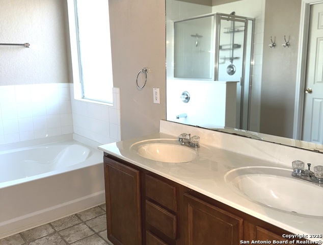349 Woodstone Loop Property Photo 13
