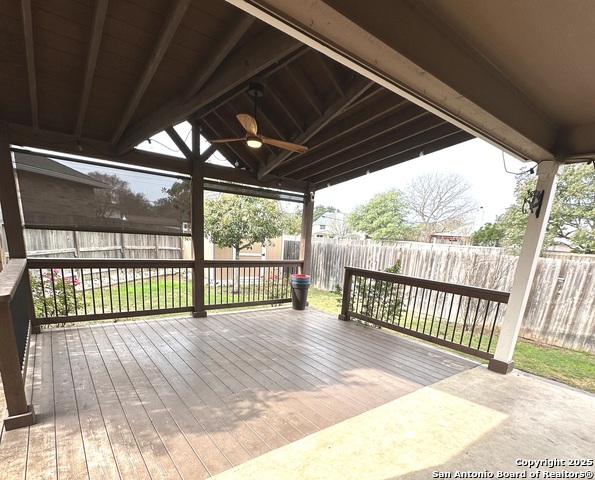 349 Woodstone Loop Property Photo 15