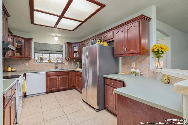 248 Rosewood Dr Property Photo 16