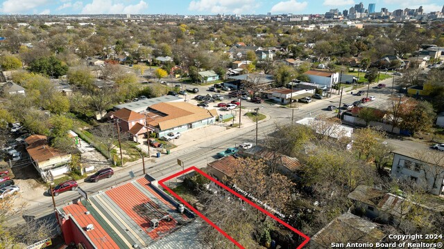 2112 Guadalupe St Property Photo 8