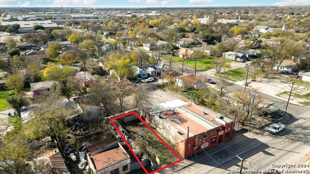 2112 Guadalupe St Property Photo 10