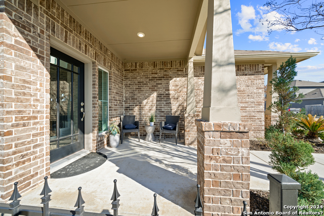 9311 Kinsel Park Property Photo 3