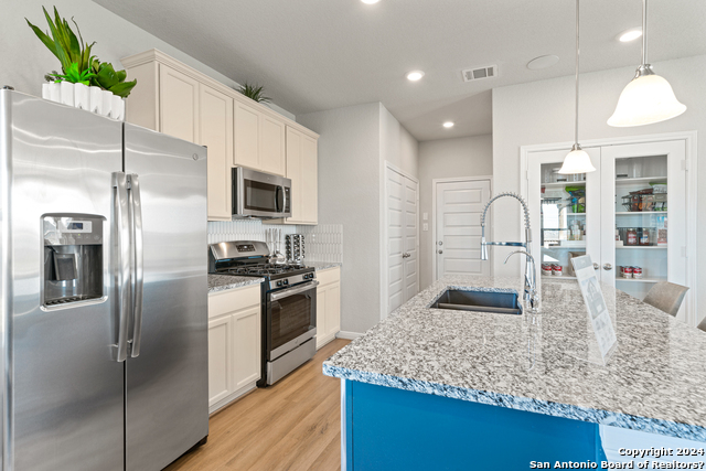 9311 Kinsel Park Property Photo 13