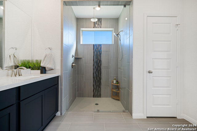 4715 Island Hollow Property Photo 16