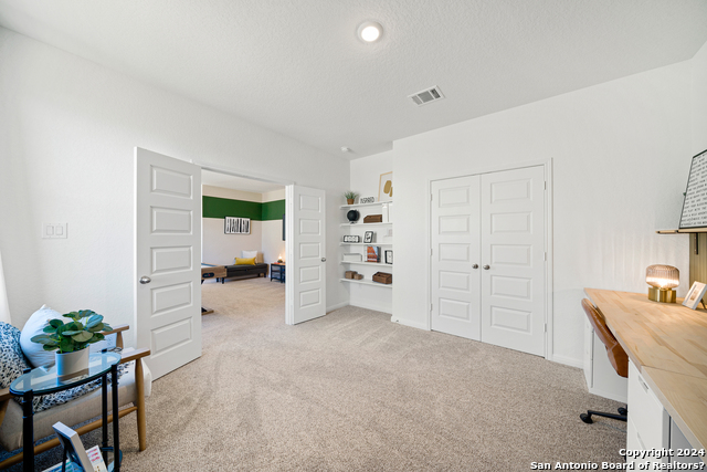4715 Island Hollow Property Photo 24
