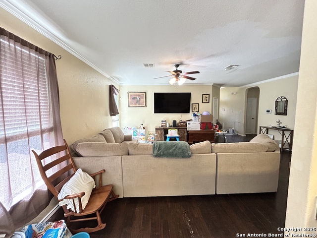 755 Eagles Gln Property Photo 4