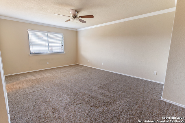 135 Coopers Hawk Property Photo 11