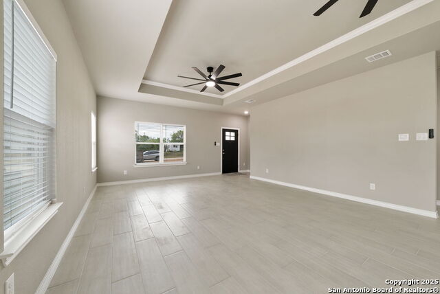 1307 Willow Lane St Property Photo 11