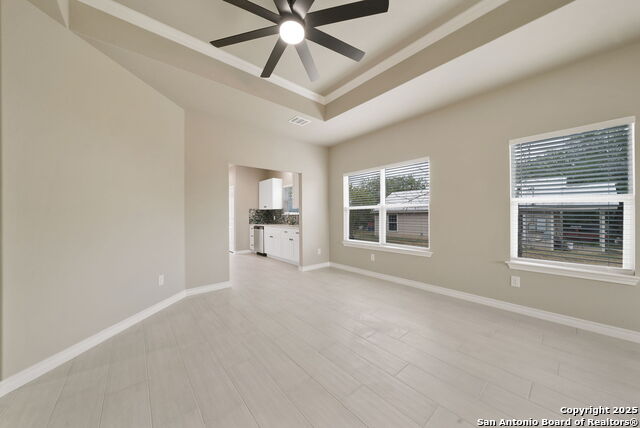 1307 Willow Lane St Property Photo 16