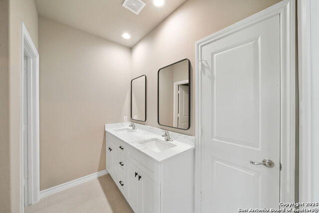 1307 Willow Lane St Property Photo 22