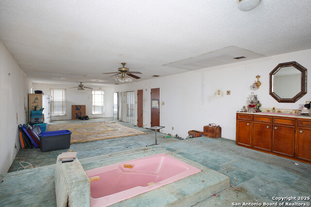 132 Dalehurst Dr Property Photo 18