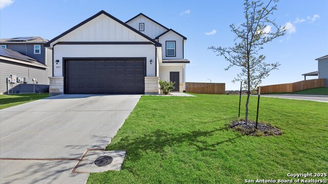 4202 Admirals Bend Property Photo 1