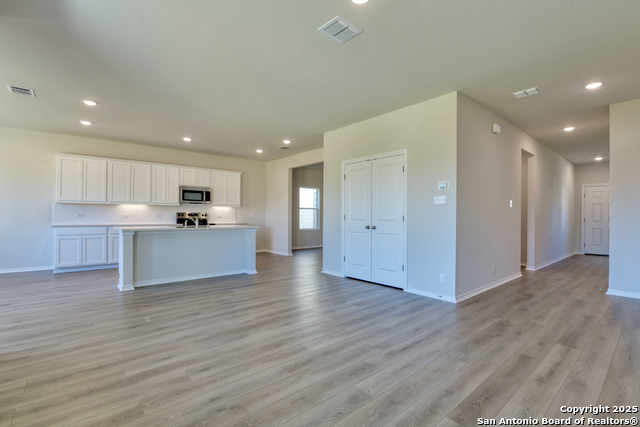 7638 Birch Hollow Property Photo 10