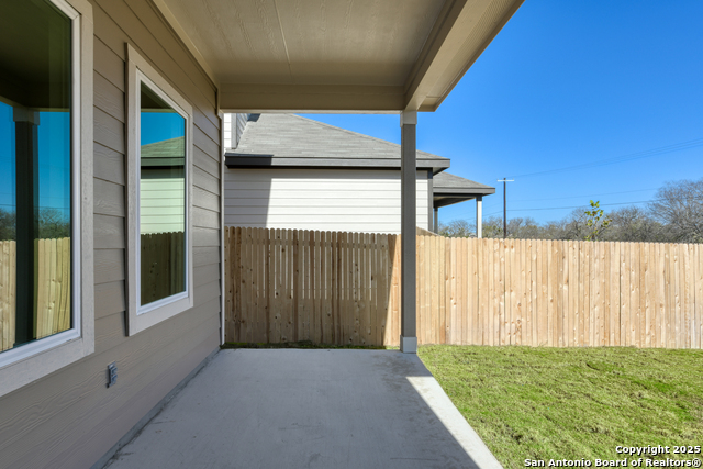7638 Birch Hollow Property Photo 37
