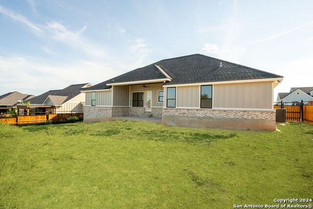 124 E Magnolia Cir Property Photo 43