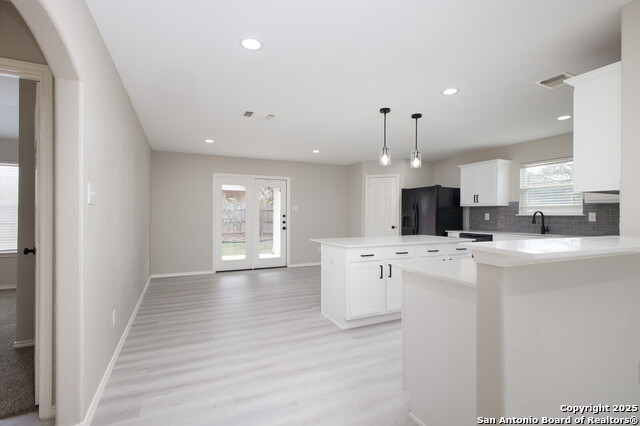 2262 Colorado Bnd Property Photo 11