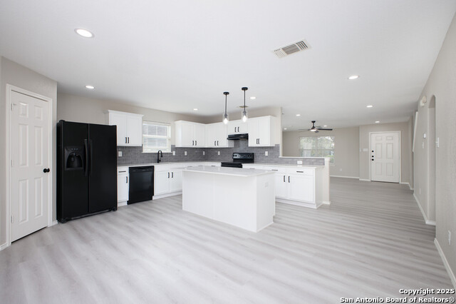 2262 Colorado Bnd Property Photo 12