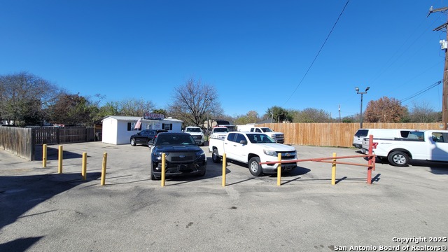 5671 Randolph Blvd Property Photo 2