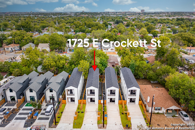 1725 E Crockett St Property Photo 32