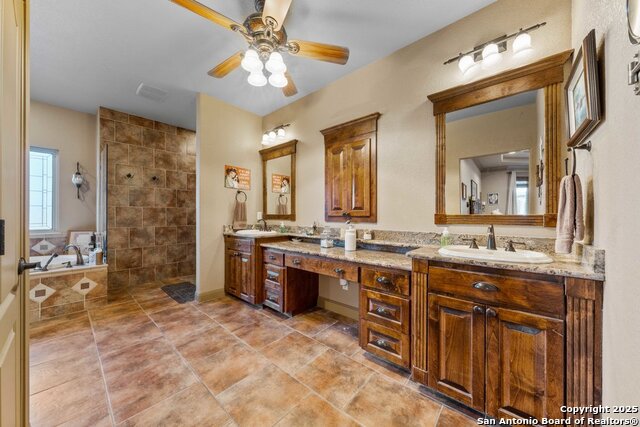 517 Acacia Pkwy Property Photo 27