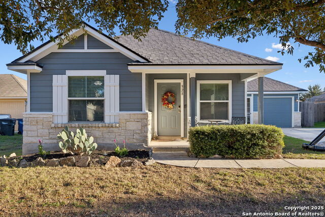 528 Magnolia Wind Property Photo 1
