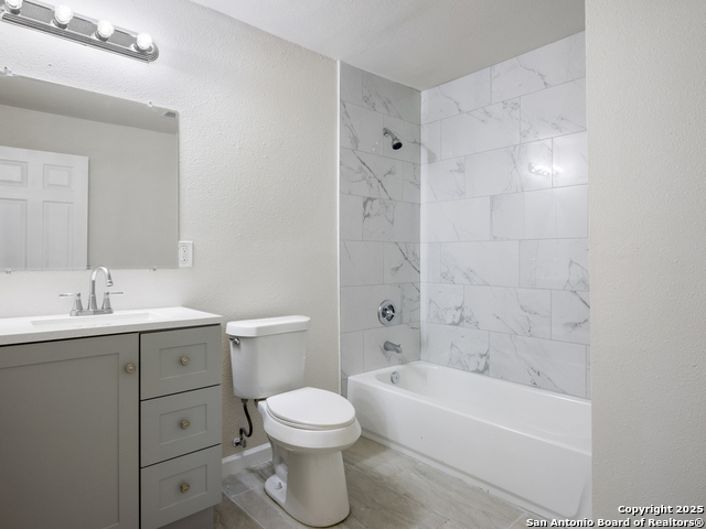 1345 Crystal Property Photo 15