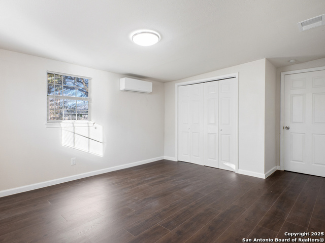 1345 Crystal Property Photo 19