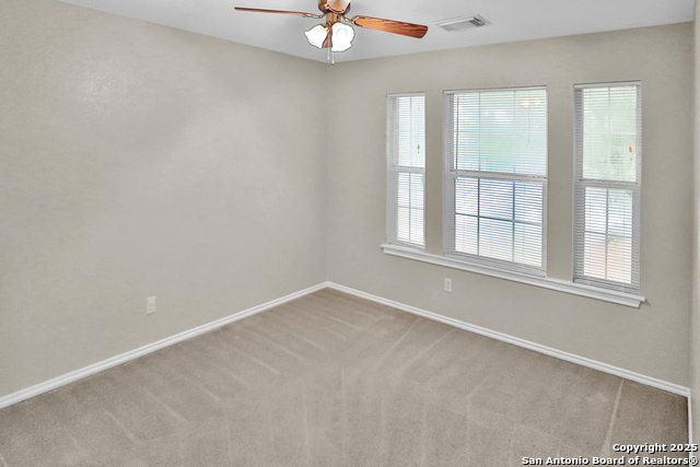 3002 Fall Way Property Photo 11