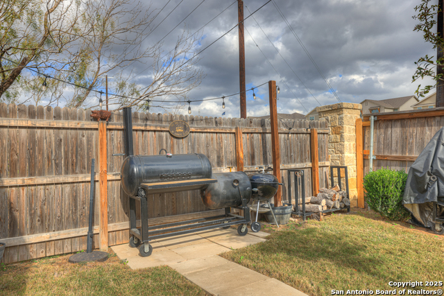7718 Champion Creek Property Photo 23
