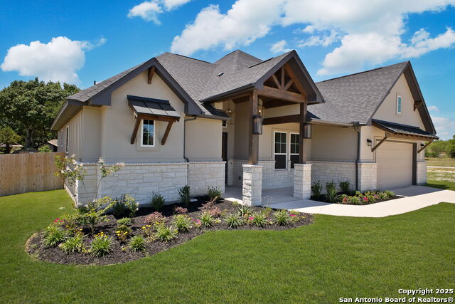 124 Allen Ave Property Photo 1