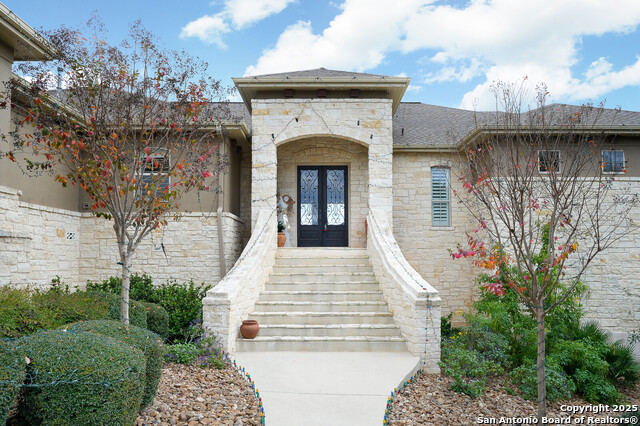 22718 Fossil Peak Property Photo 4