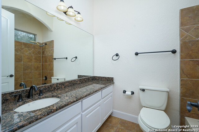 22718 Fossil Peak Property Photo 27