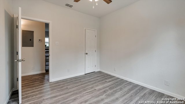 815 Waverly Ave Property Photo 20