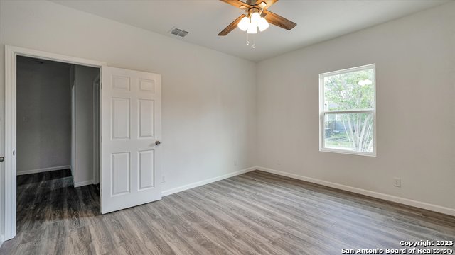 815 Waverly Ave Property Photo 22
