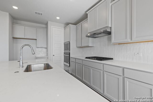 2902 Rough Hollow Property Photo 11