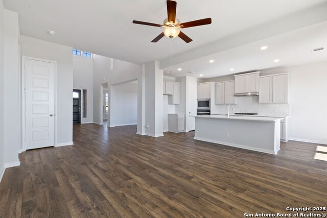 2902 Rough Hollow Property Photo 17