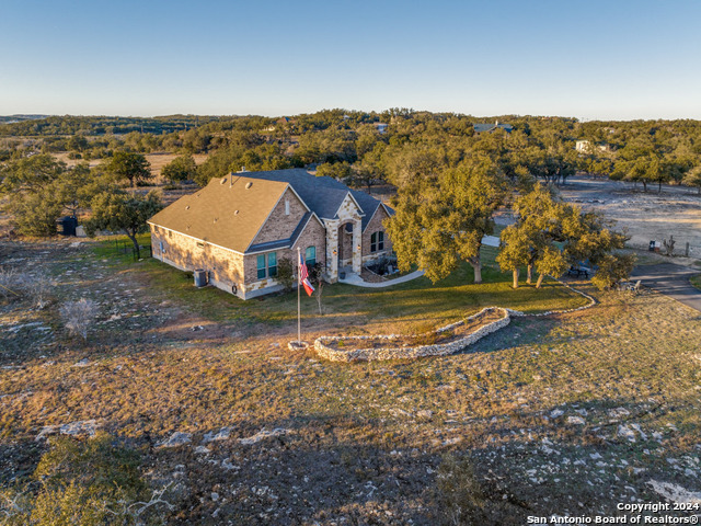 686 Astral Pt Property Photo 1