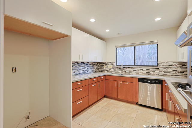 19739 Encino Way Property Photo 15