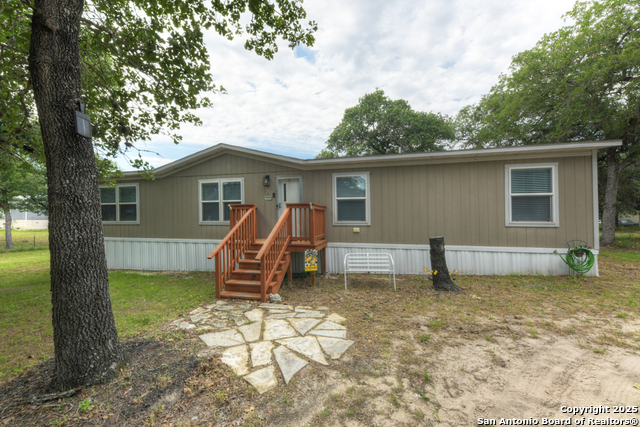 268 Oak View Property Photo 4