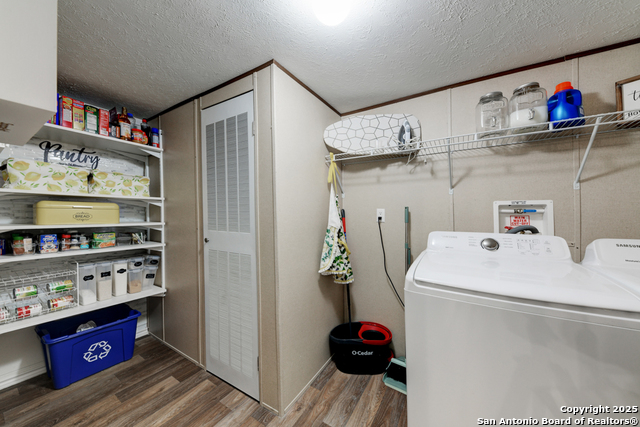 268 Oak View Property Photo 12