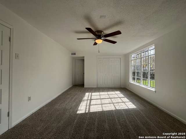 1134 W Thoraine Property Photo 9