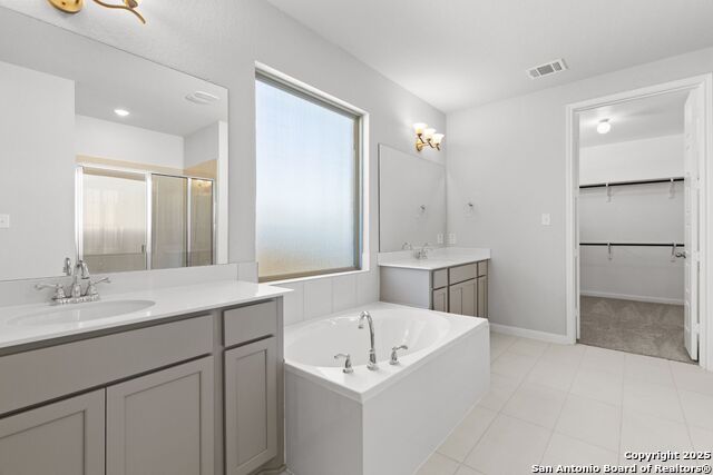 2519 Sueno Point Property Photo 18