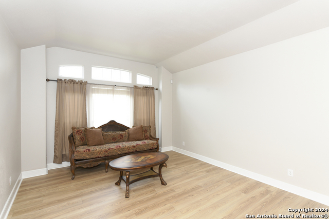 14255 Savannah Pass Property Photo 11